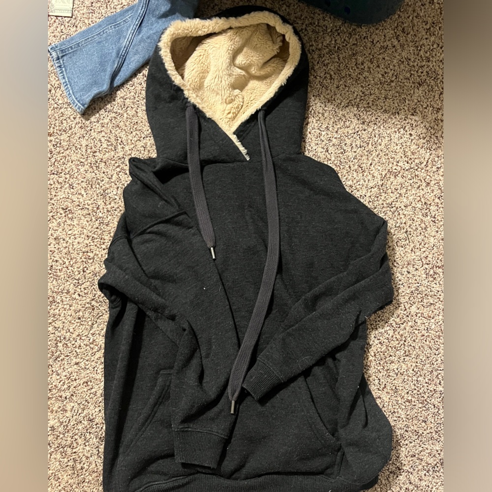 Black American Eagle hoodie